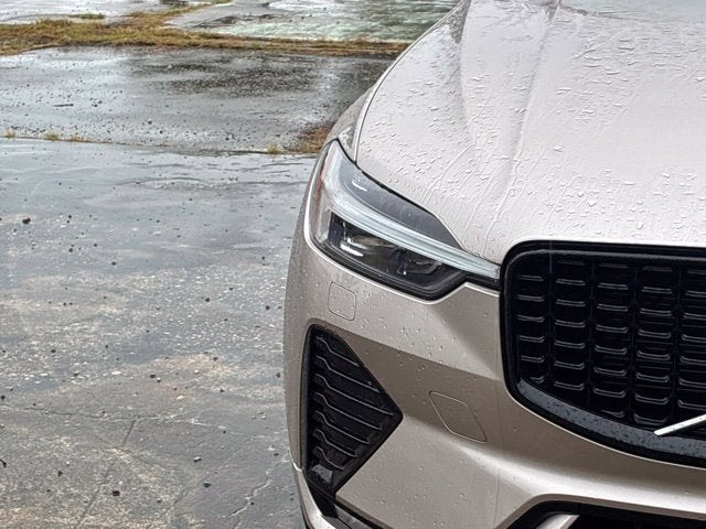2024 Volvo XC60 B5 CORE SUV Slide 7
