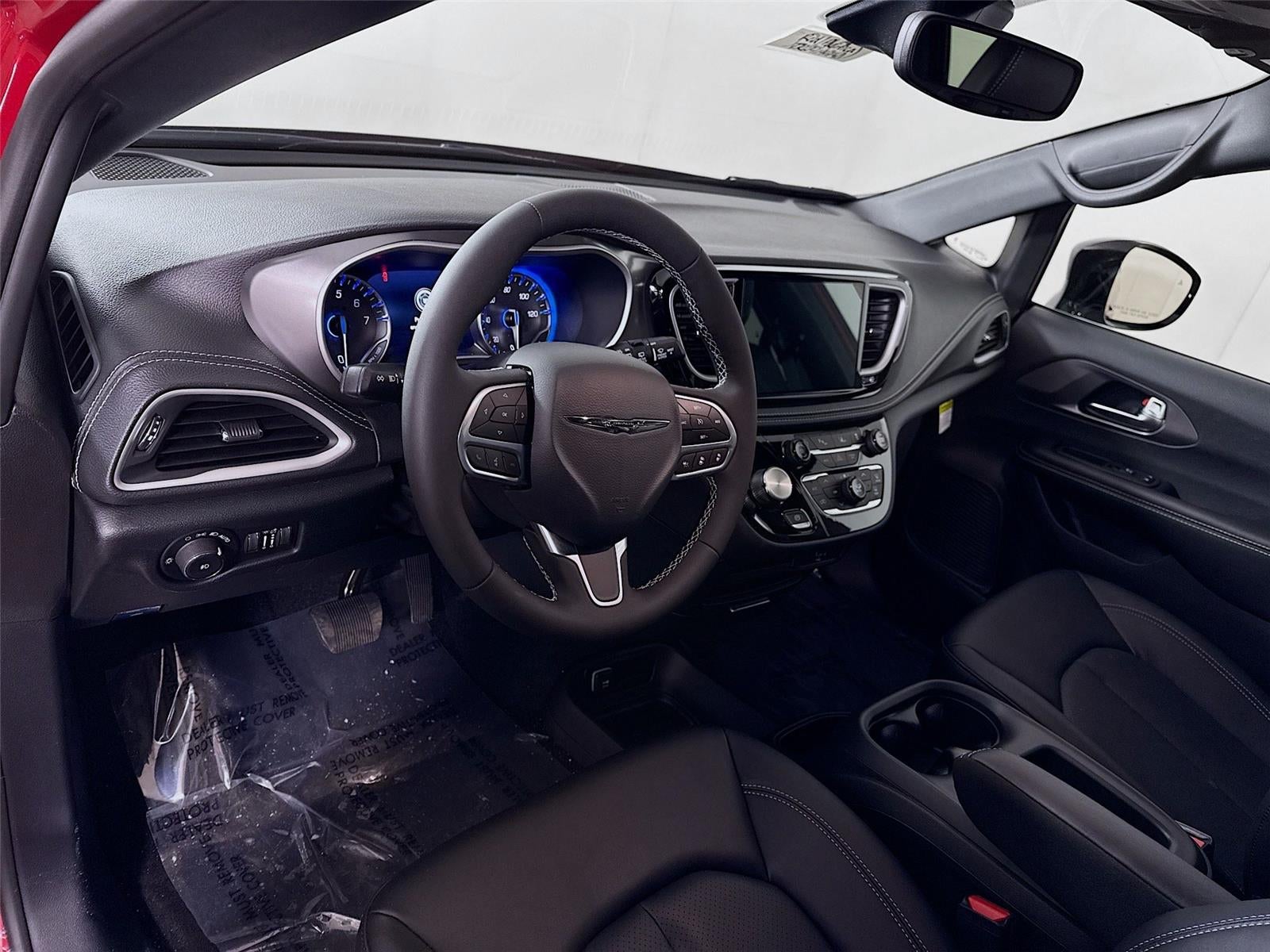 View vehicle photo 3