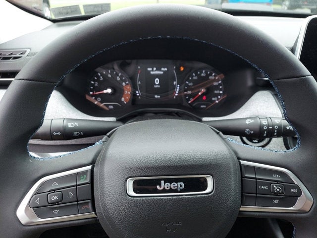 2022 Jeep Compass COMPASS LATITUDE 4X4