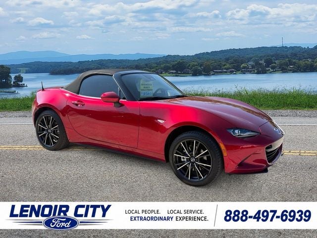 Soul Red Crystal Metallic 2024 Mazda MX-5 Miata Convertible Rear-Wheel Drive 6-Speed Automatic