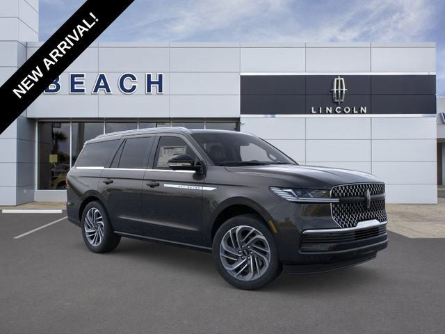 Black Metallic 2026 Lincoln Navigator Reserve 4WD SUV / Crossover Four-Wheel Drive Automatic