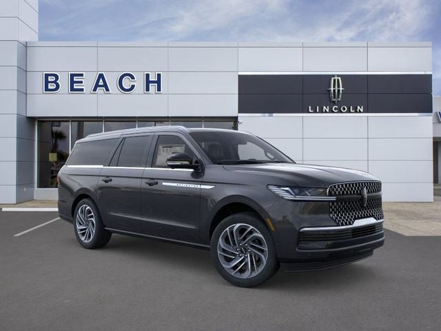 Starlight Gray Metallic 2025 Lincoln Navigator SUV / Crossover Four-Wheel Drive Automatic