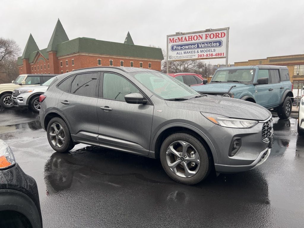 2023 Ford Escape Hybrid ST-Line Select AWD
