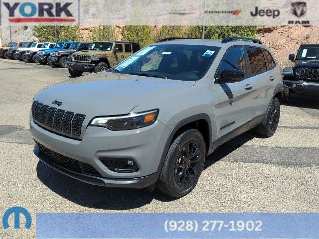  2023 Jeep Cherokee Altitude 4WD   