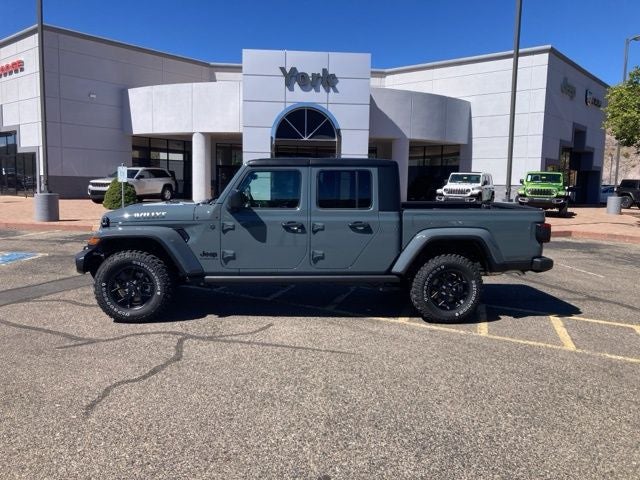 2025 Jeep Gladiator