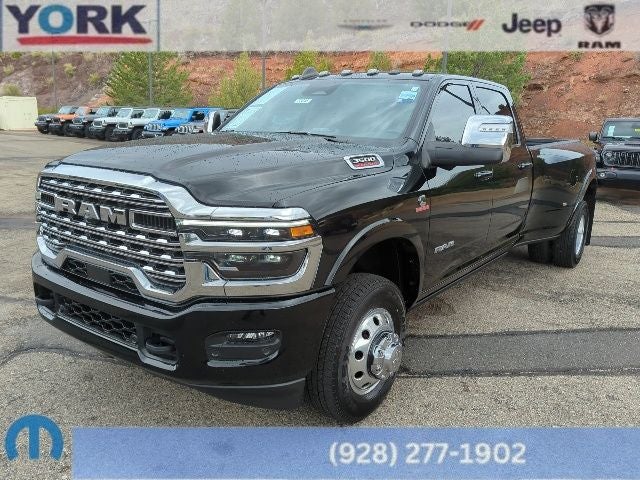 Diamond Black Crystal Pearlcoat 2025 RAM 3500 Pickup Truck Four-Wheel Drive 8-Speed Automatic