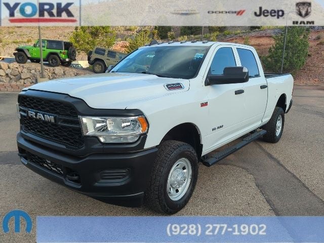  2022 RAM 2500 Tradesman Crew Cab 4WD   