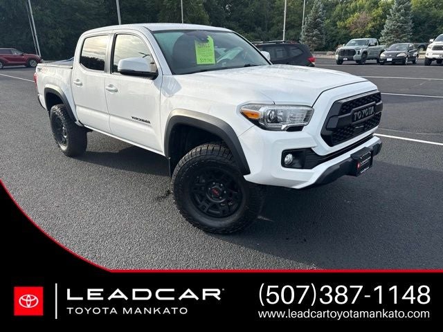 Super White 2018 Toyota Tacoma Pickup Truck Four-Wheel Drive Continuously Variable Transmission