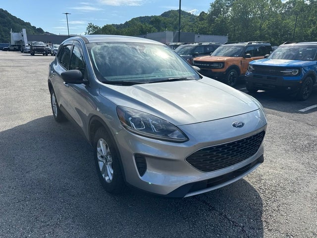 Silver Metallic 2022 Ford Escape Hybrid SE AWD SUV / Crossover All-Wheel Drive Continuously Variable Transmission