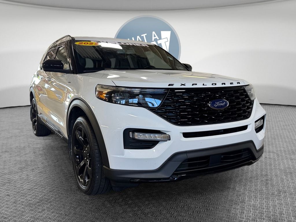 White Metallic 2022 Ford Explorer SUV / Crossover All-Wheel Drive Automatic