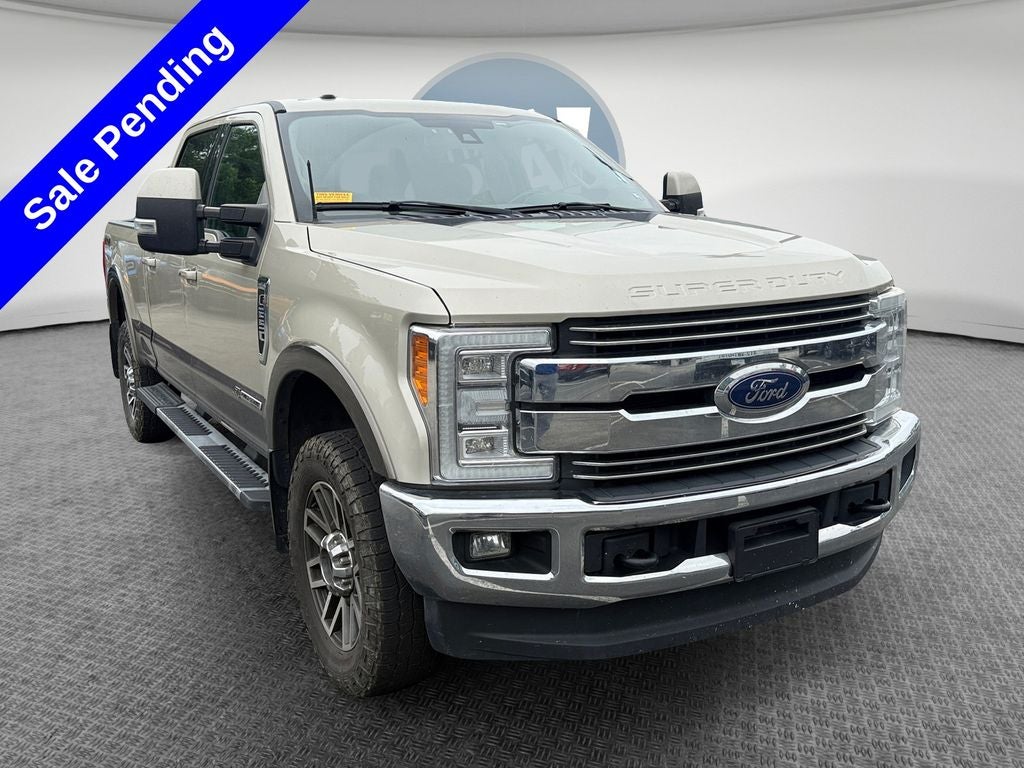 White Gold Metallic 2018 Ford F-250 Super Duty Pickup Truck Four-Wheel Drive 6-Speed Automatic