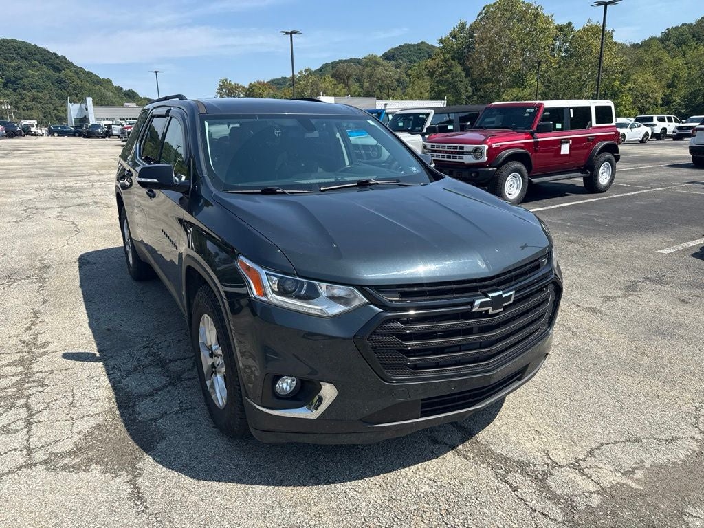 Gray (Graphite Metallic) 2019 Chevrolet Traverse SUV / Crossover Four-Wheel Drive 9-Speed Automatic