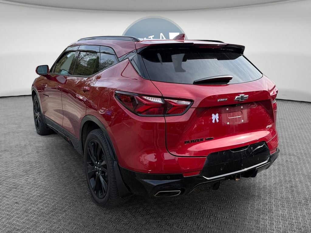 View vehicle photo 6