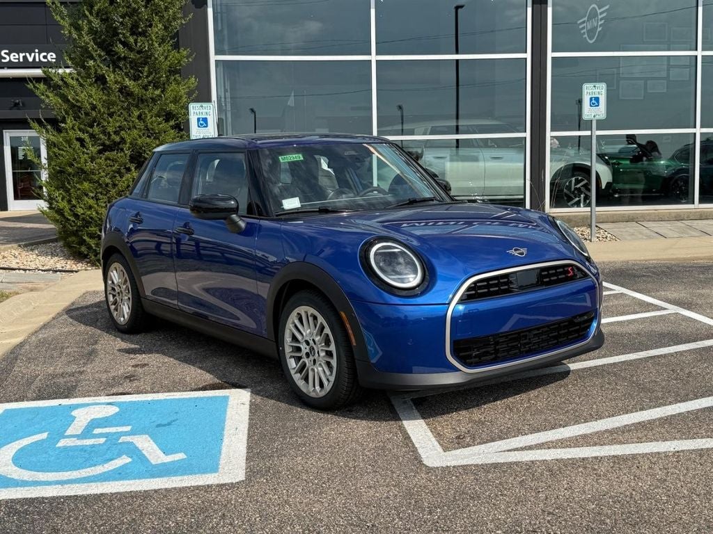 2026 MINI 4 DOOR