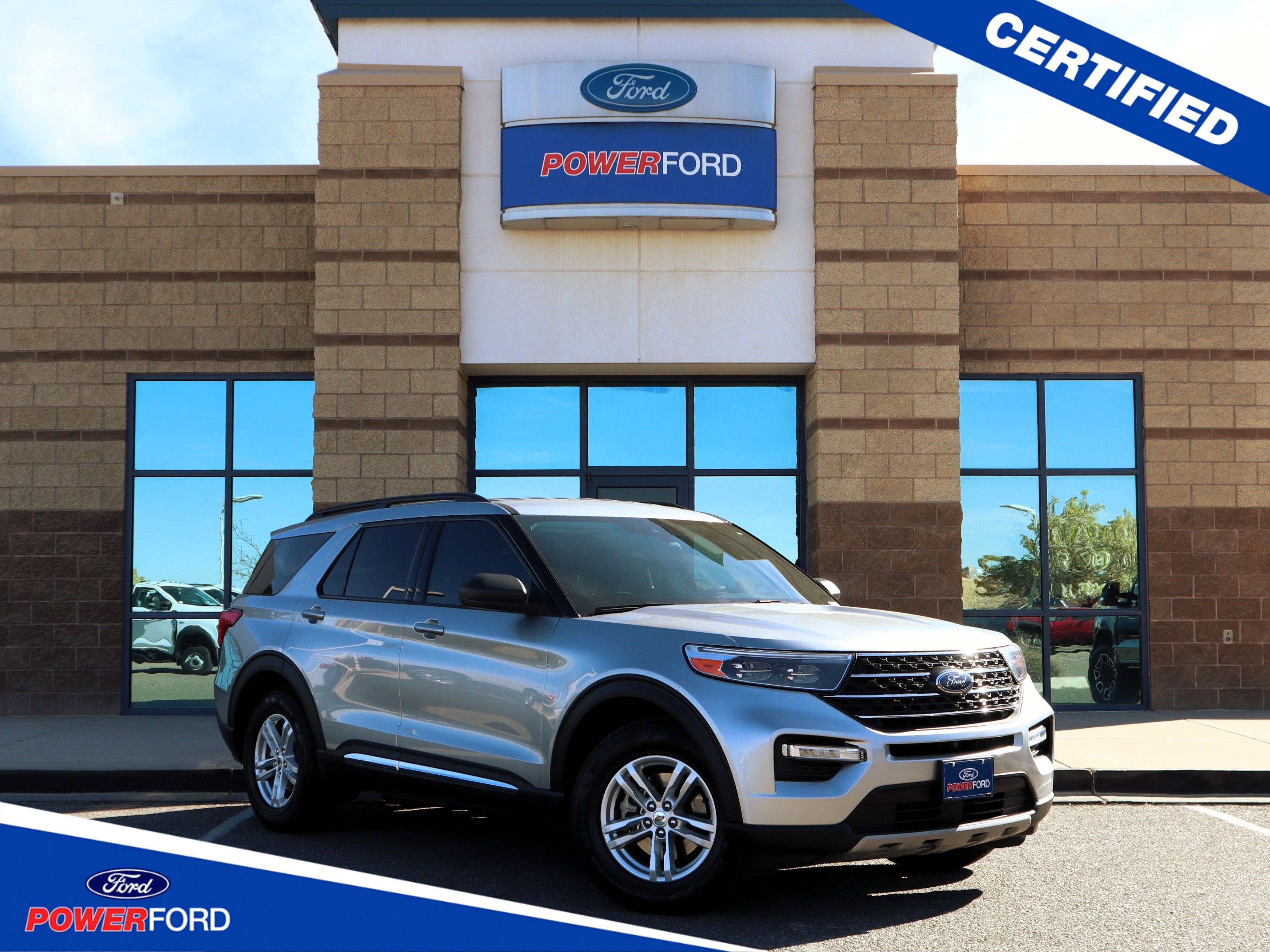 2023 Ford Explorer XLT RWD