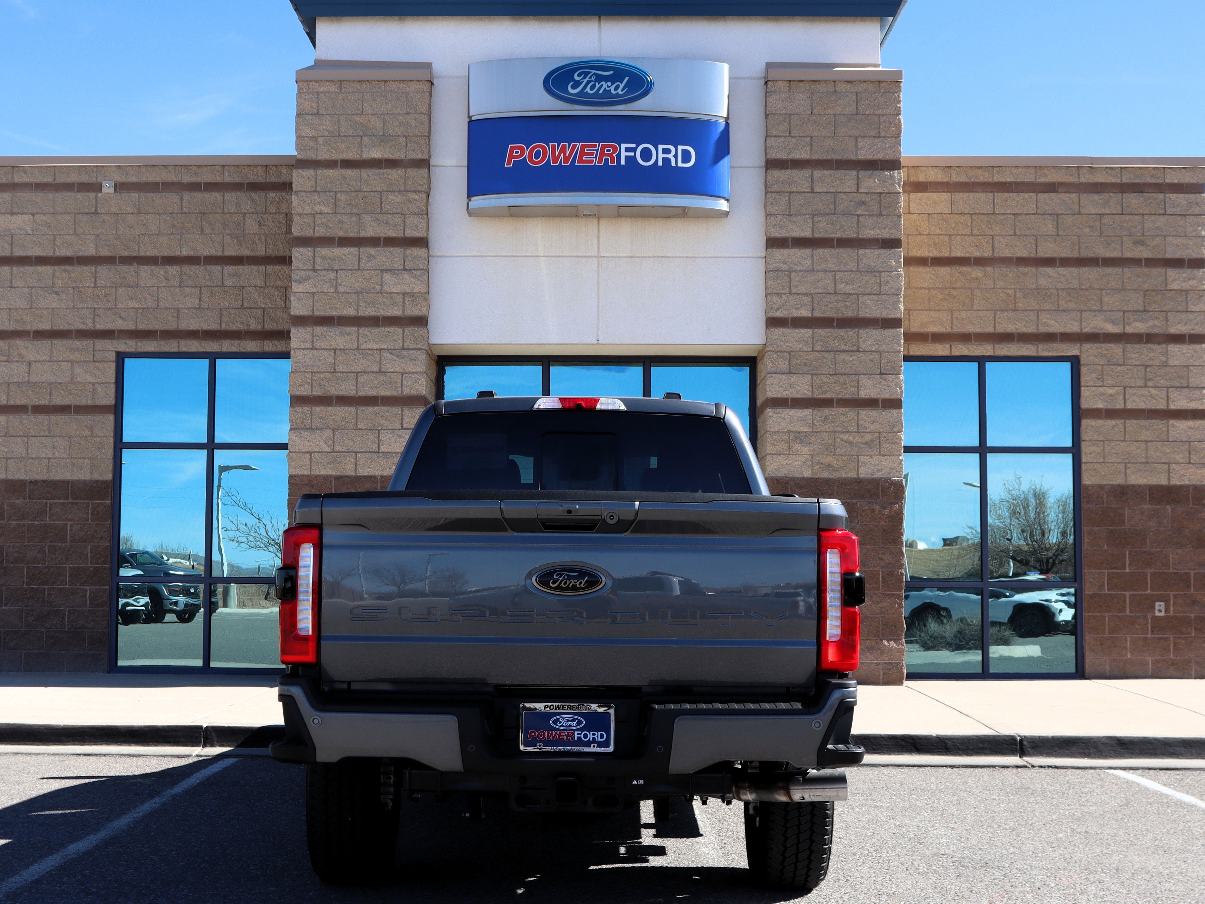 View vehicle photo 7