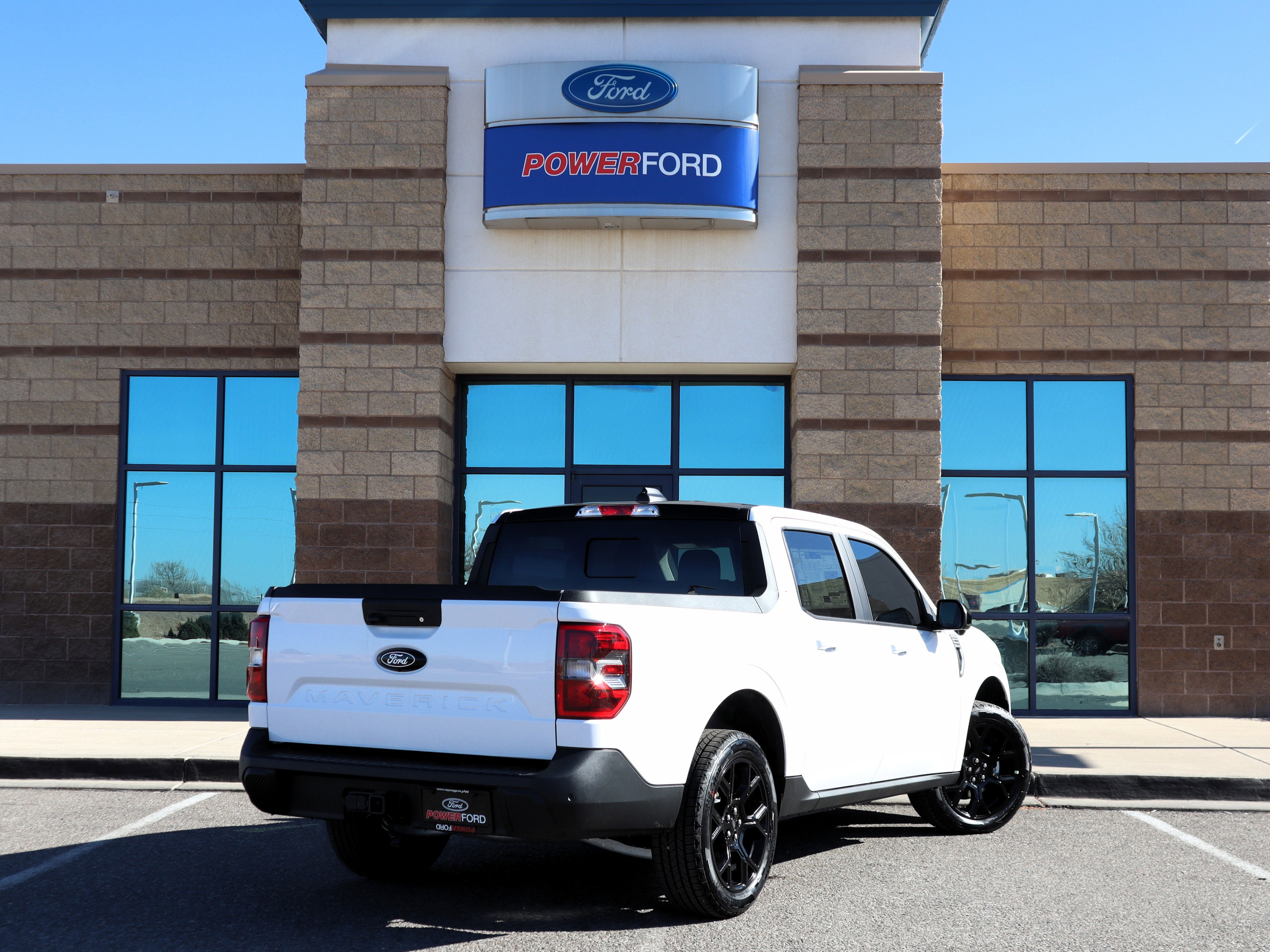 View vehicle photo 6