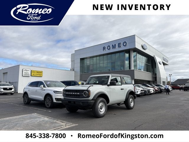 Avalanche Gray 2026 Ford Bronco SUV / Crossover Four-Wheel Drive Automatic