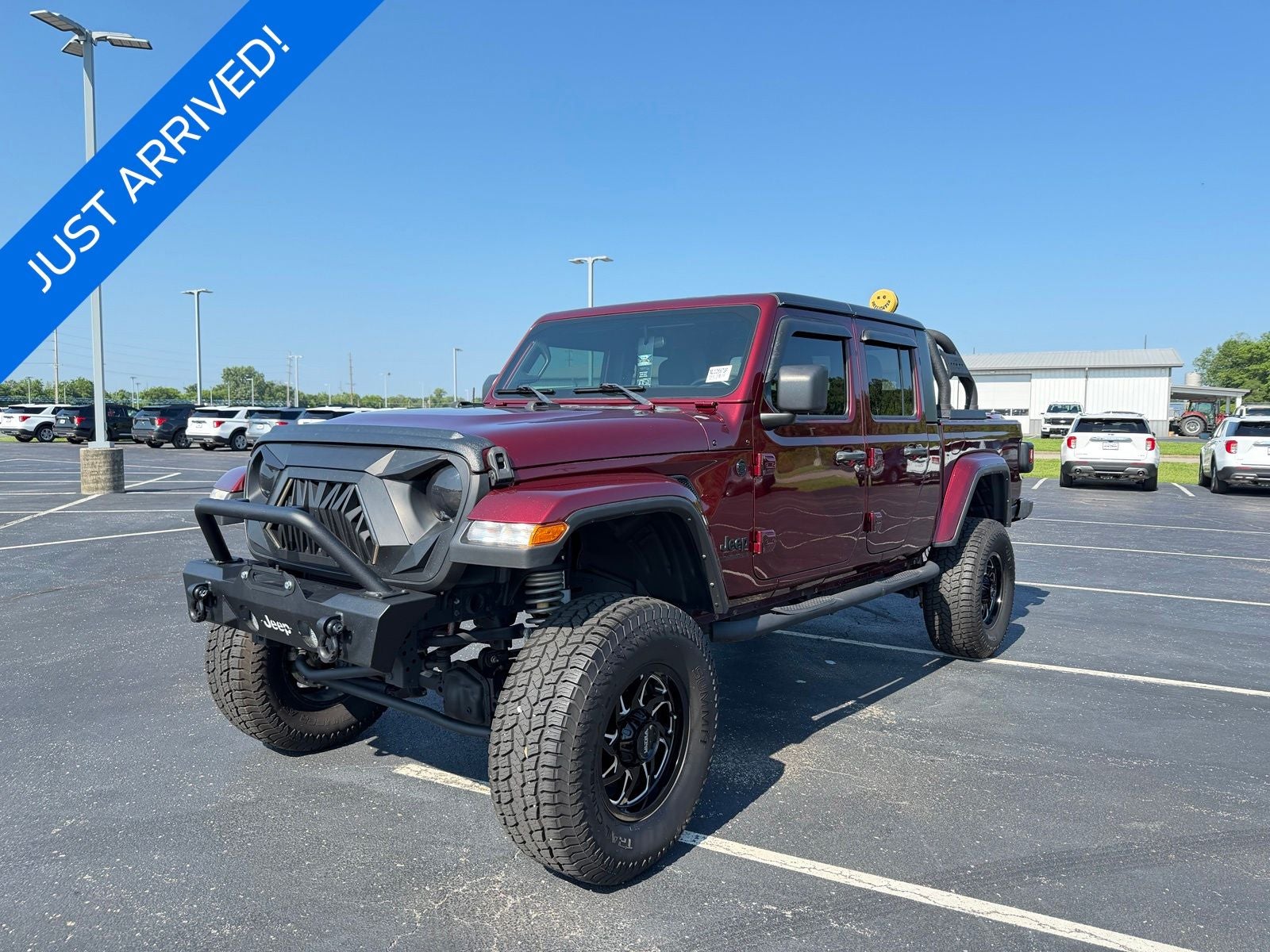  2022 Jeep Gladiator Sport Crew Cab 4WD   