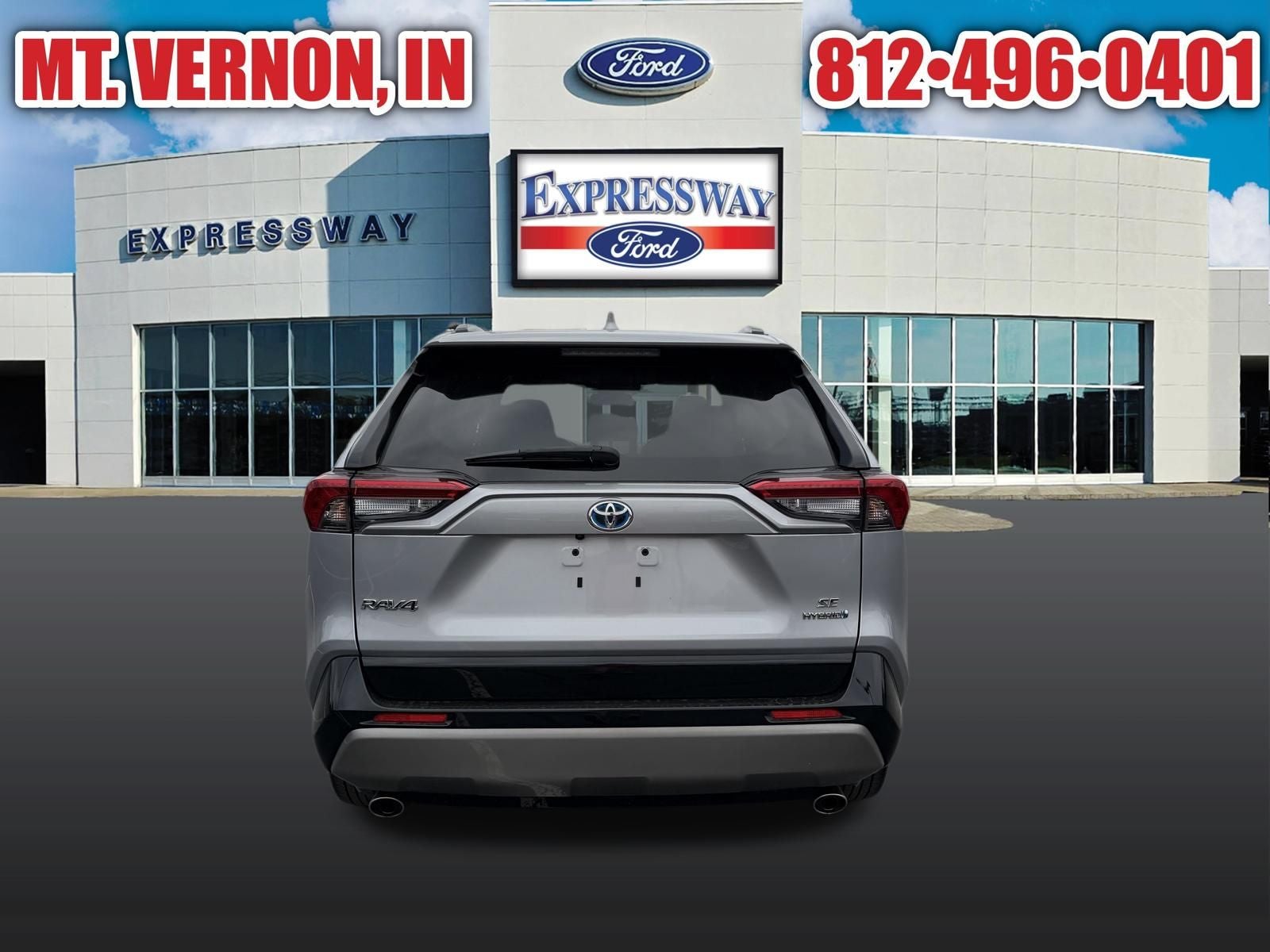 View vehicle photo 7