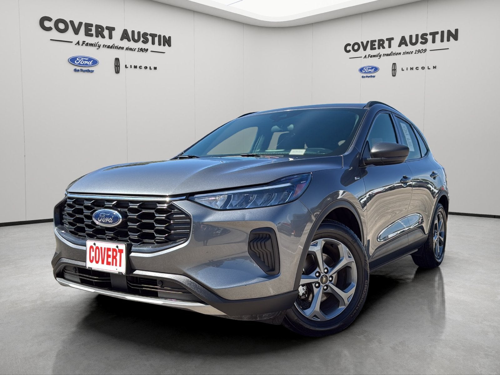 2025 Ford Escape ST Line