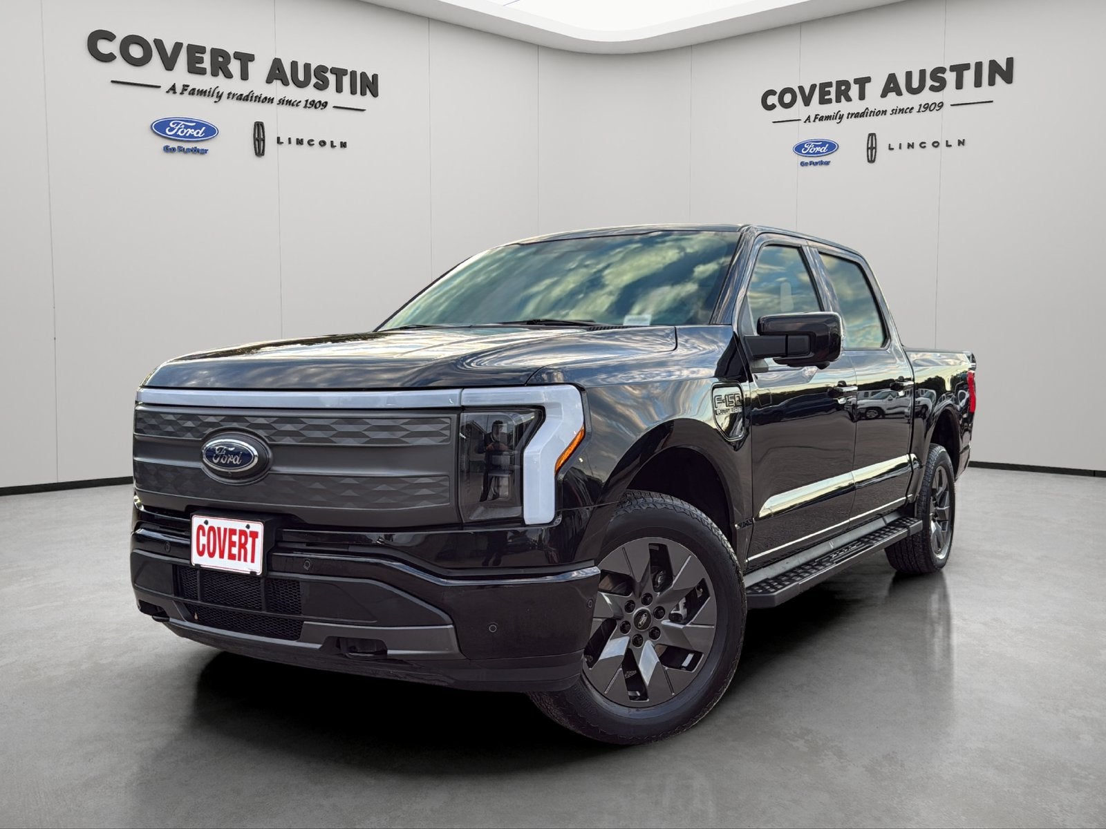2023 Ford F-150 Lightning SuperCrew