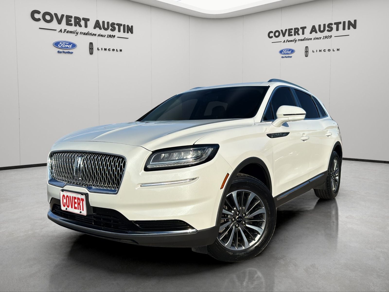 2022 Lincoln Nautilus Standard
