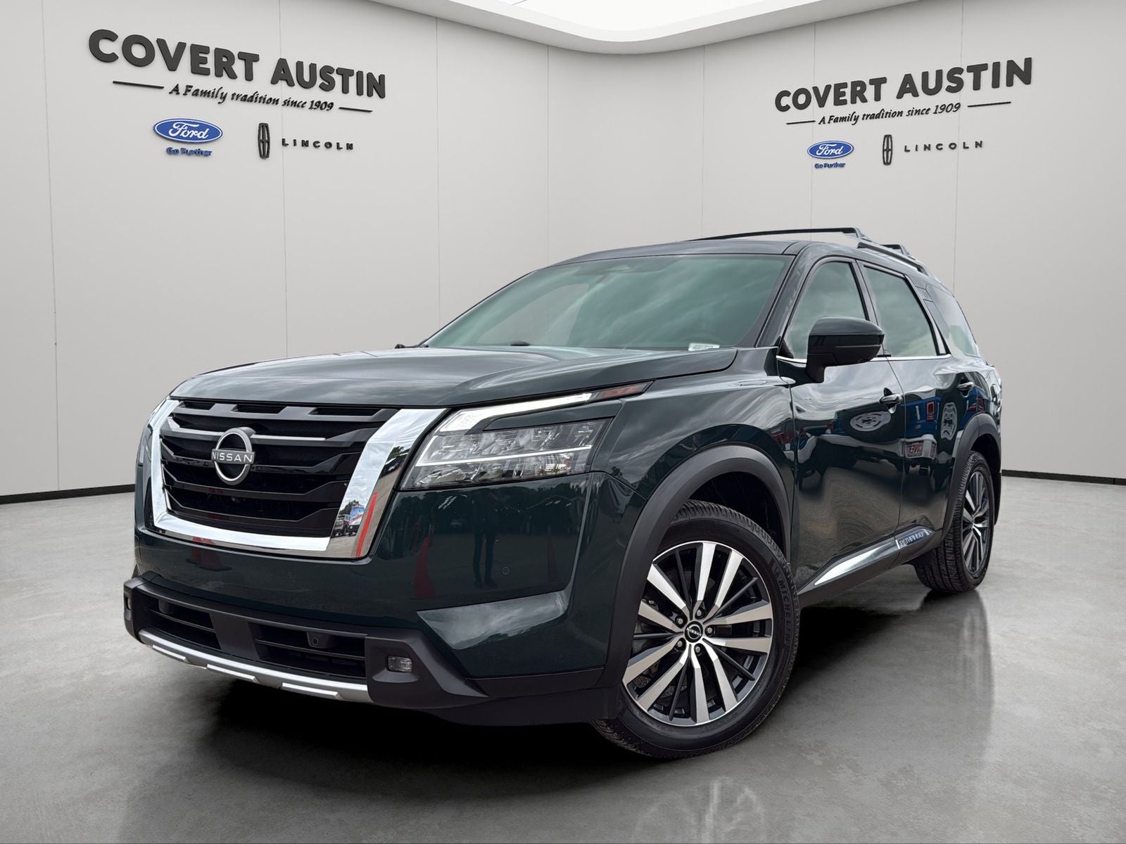 2022 Nissan Pathfinder Platinum