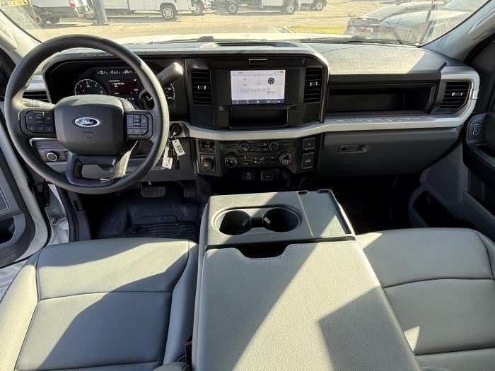 New 2025 Ford F-550 Crew Cab Chipper Truck for sale #1886236 - photo 4