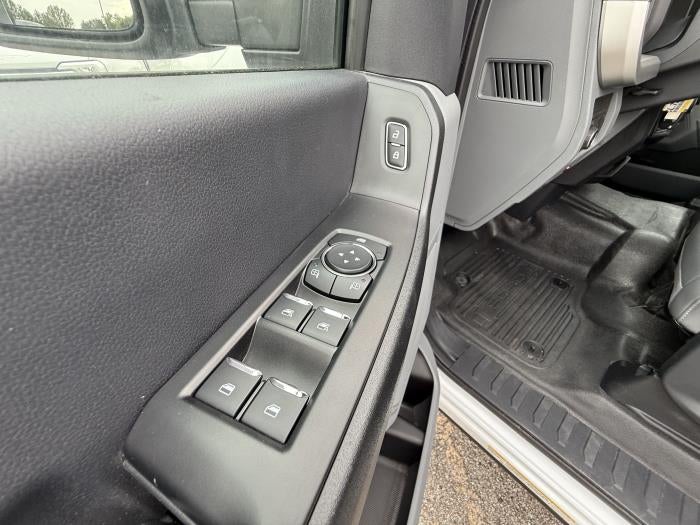 2025 Ford F-550 Crew Cab DRW 4WD Knapheide Service Truck for sale #1887229 - photo 18