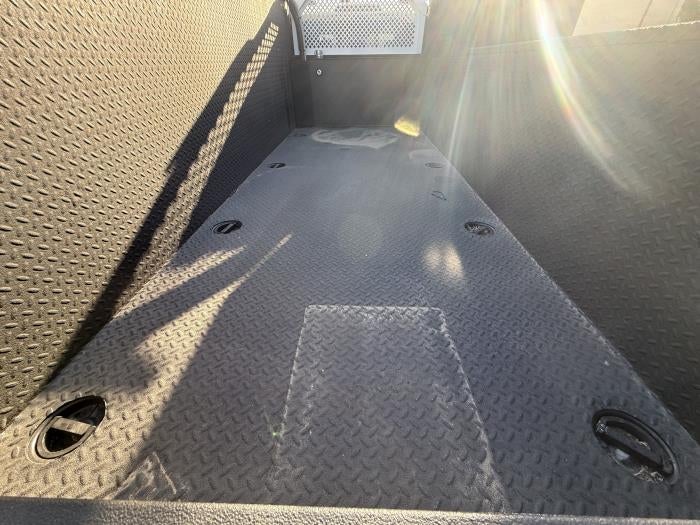 2025 Ford F-550 Crew Cab DRW 4WD Palfinger Mechanics Body for sale #1886260 - photo 17