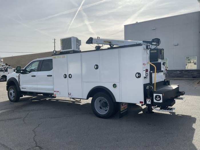 New 2024 Ford F-550 - photo 2