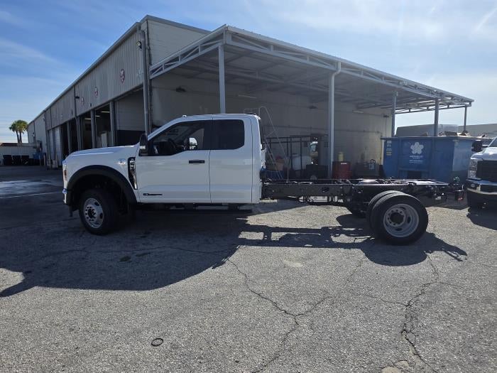 New 2026 Ford F-450 Super Cab Cab Chassis for sale #2002700 - photo 4