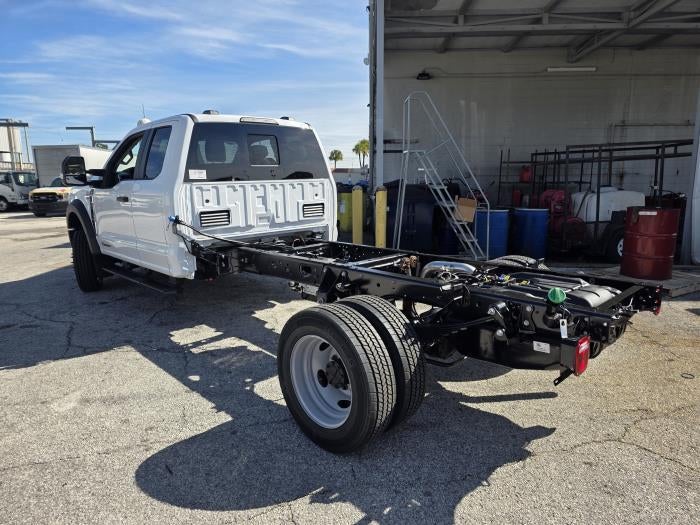 New 2026 Ford F-450 Super Cab Cab Chassis for sale #2002993 - photo 1