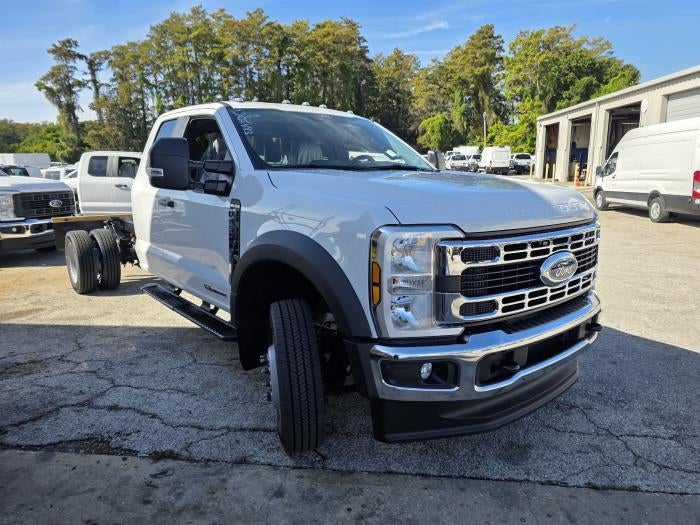 New 2026 Ford F-450 Super Cab Cab Chassis for sale #2002993 - photo 6