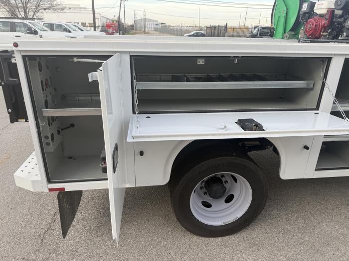 New 2025 Ford F-550 Super Cab Service Truck for sale #1879211 - photo 7