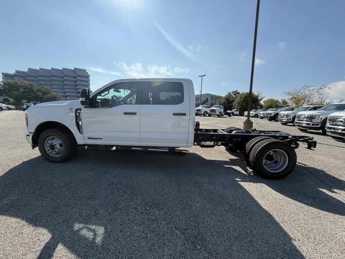 New 2026 Ford F-350 Crew Cab Cab Chassis for sale #1975740 - photo 3