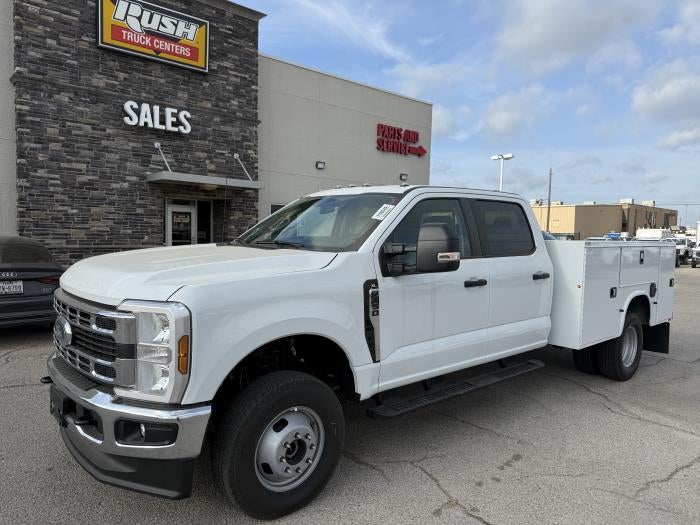 New 2026 Ford F-350 Crew Cab Service Truck for sale #1950166 - photo 2