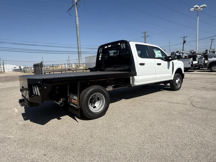 2026 Ford F-350 Crew Cab DRW 4WD CM Truck Beds Flatbed Truck for sale #1950155 - photo 6