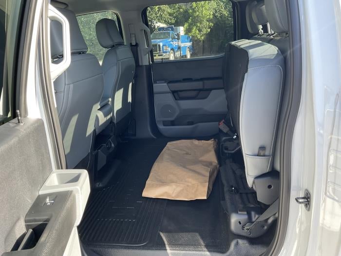 2026 Ford F-350 Crew Cab DRW 4WD Cab Chassis for sale #1949206 - photo 8