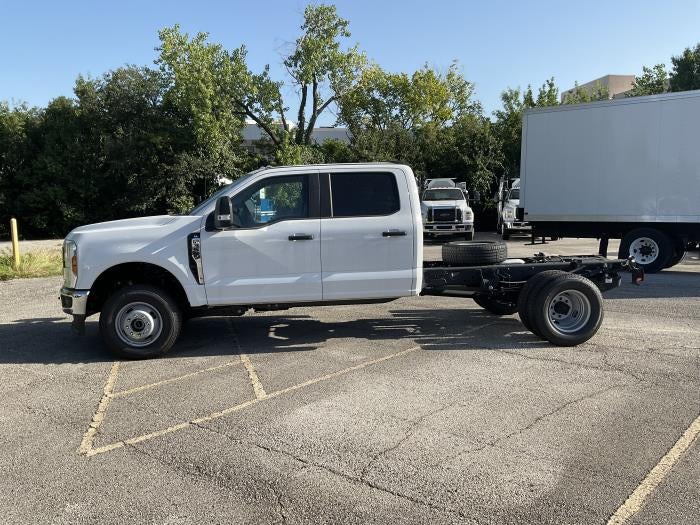 New 2026 Ford F-350 Crew Cab Cab Chassis for sale #1950161 - photo 14