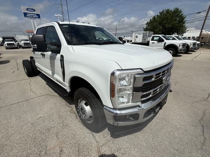 New 2026 Ford F-350 Crew Cab Cab Chassis for sale #2036023 - photo 8
