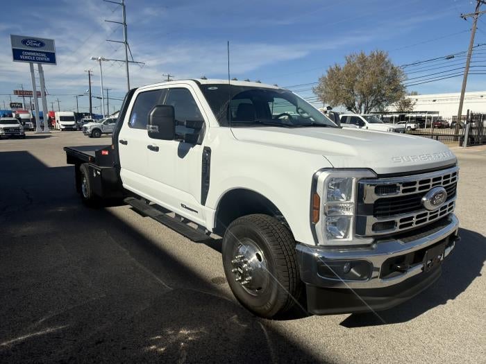 New 2025 Ford F-350 Crew Cab Steel Flatbed Truck for sale #1918909 - photo 4