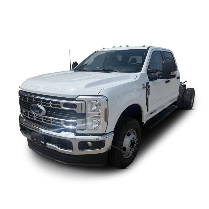 2026 Ford F-350 Crew Cab DRW 4WD Cab Chassis for sale #2035933 - photo 1