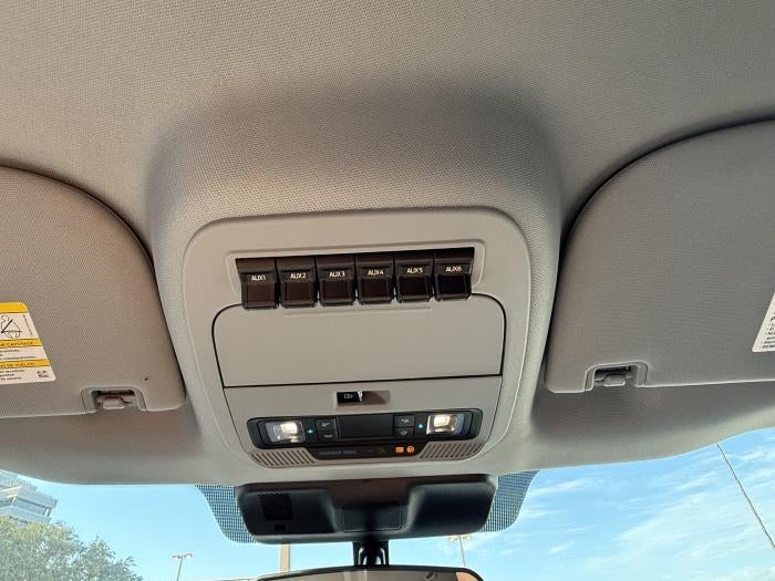 2026 Ford F-350 Super Cab DRW 4x2 Cab Chassis for sale #1949223 - photo 14