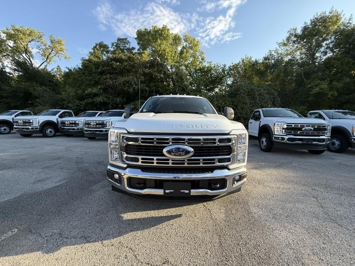 New 2026 Ford F-350 Super Cab Cab Chassis for sale #1949215 - photo 4