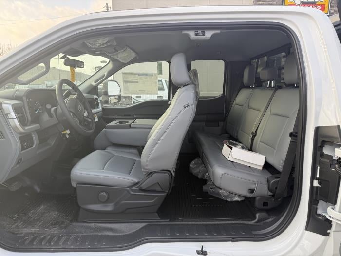 2024 Ford F-350 Super Cab DRW 4WD CM Truck Beds Flatbed Truck for sale #1866066 - photo 10