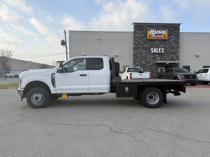 New 2024 Ford F-350 Super Cab Steel Flatbed Truck for sale #1866066 - photo 3