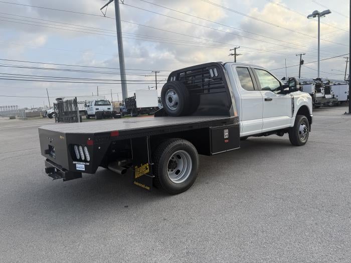 New 2024 Ford F-350 Super Cab Steel Flatbed Truck for sale #1866066 - photo 5