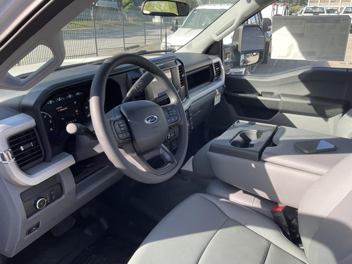 New 2025 Ford F-550 Regular Cab Cab Chassis for sale #1919968 - photo 10